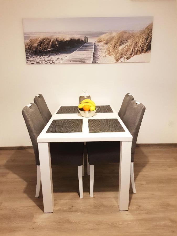 Apartman Monte Rizzi Appartement Pula Buitenkant foto
