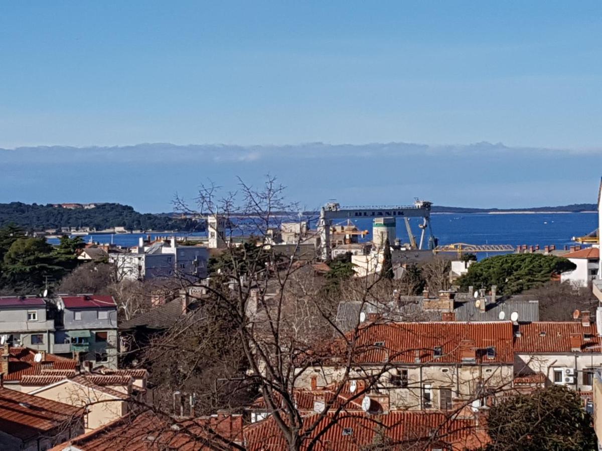 Apartman Monte Rizzi Appartement Pula Buitenkant foto